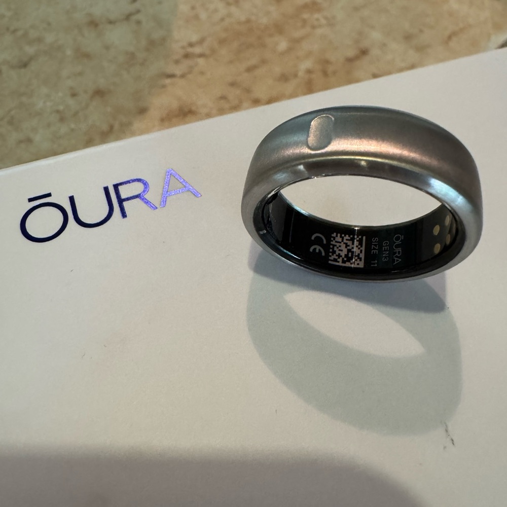 Oura Brushed Silver Health Ring